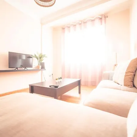 Manuel Comellas Appartement *